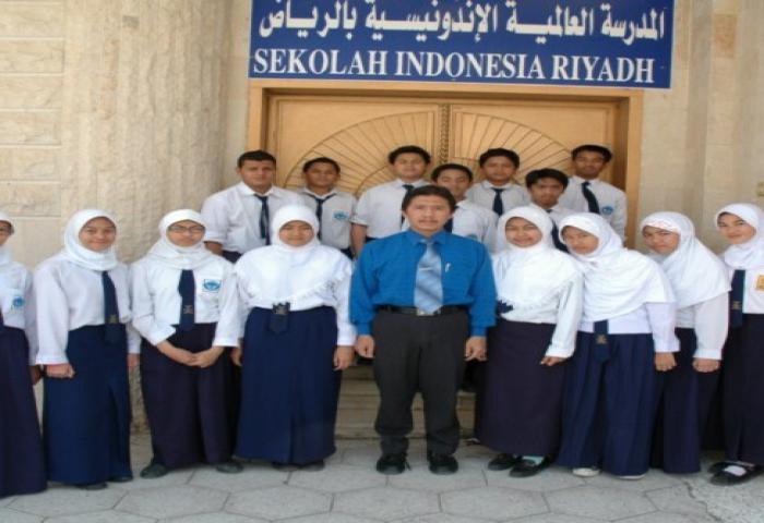 Terbuka Peluang Jadi Kepala Sekolah Di Luar Negeri